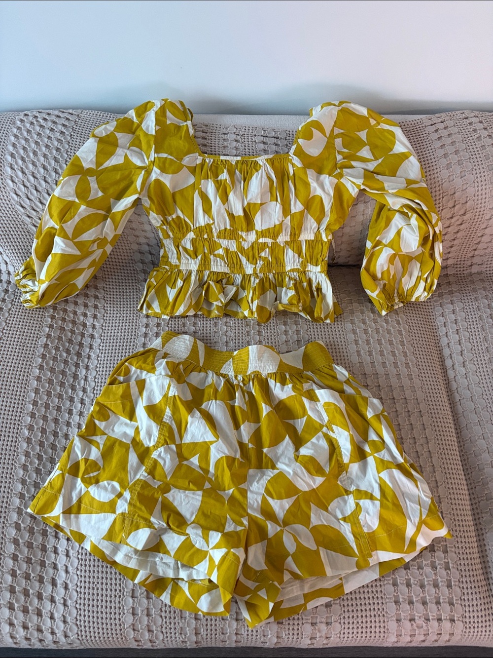 Circus NY Yellow White Printed Puff-Sleeve Shorts Set